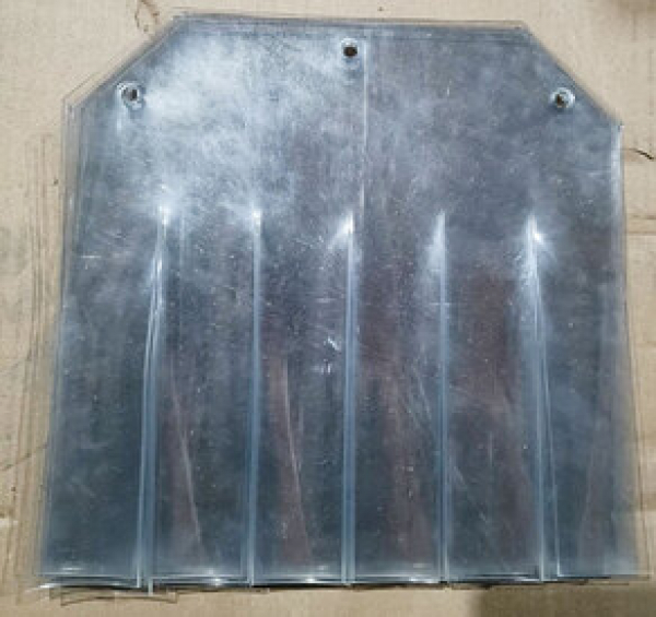 15 - transparent safety curtain for feeding chute